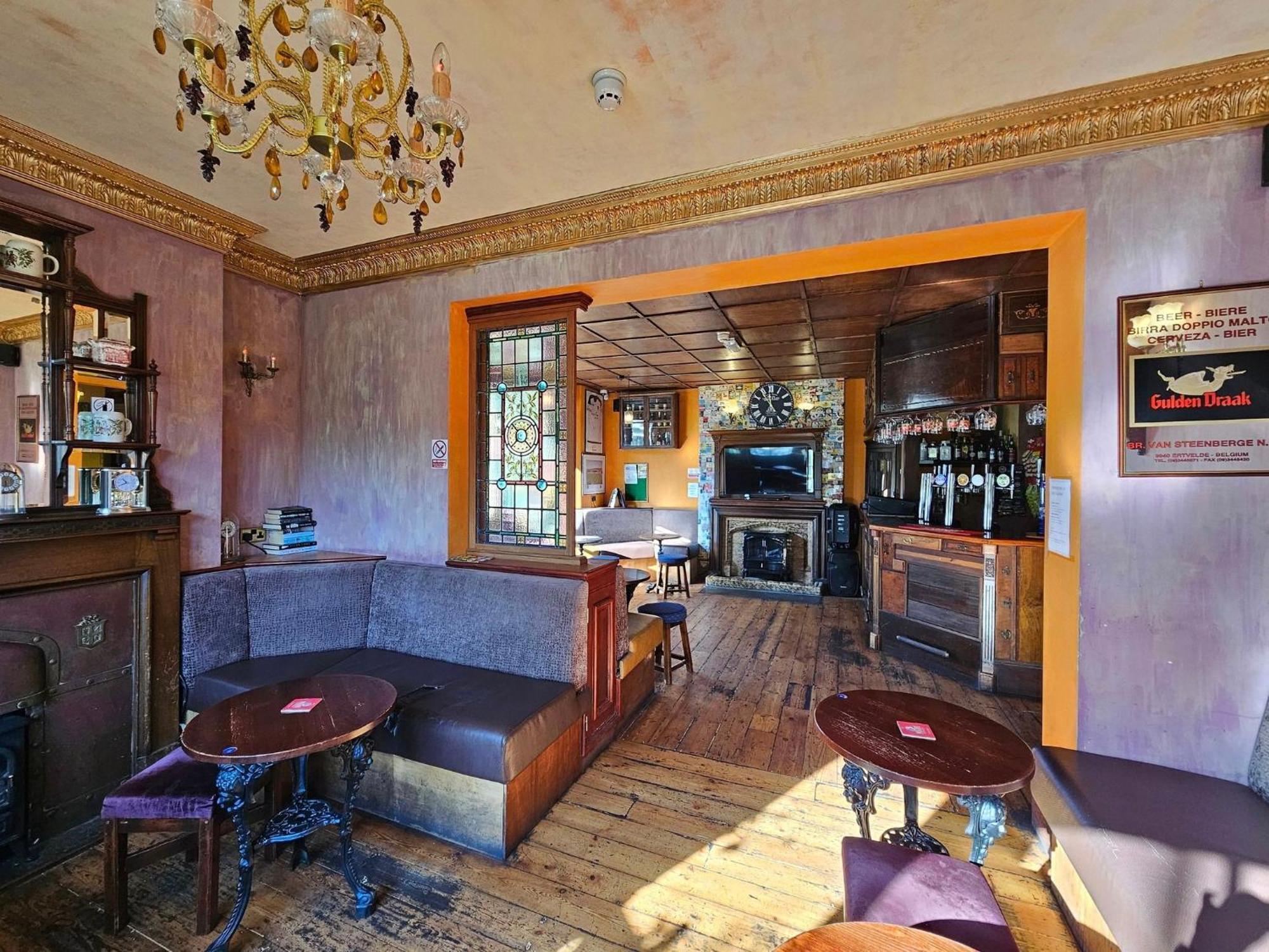 Valley Bar Скарбъро Екстериор снимка